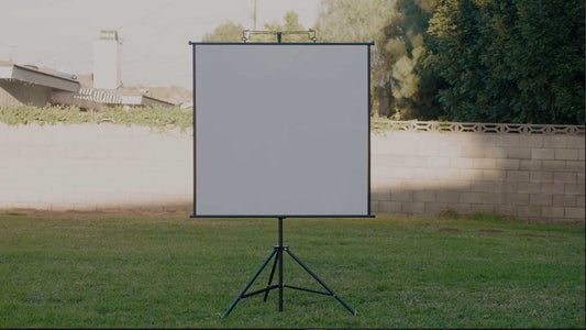 Yard Master Sport Ultra-Light Indoor/Outdoor Portable Projection Screen